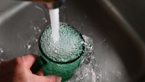 Read more about the article 泡沫洗手機好用嗎｜泡沫洗手機沒保養會細菌滋生嗎？